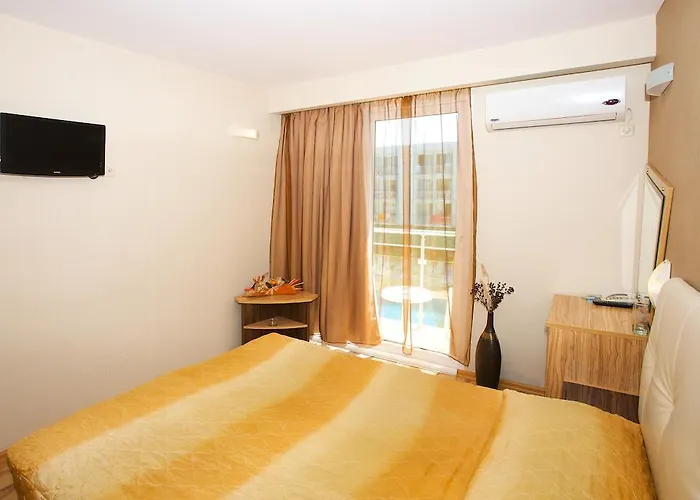 Hotel Kotva Słoneczny Brzeg