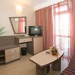 Kotva Ξενοδοχείο 4*